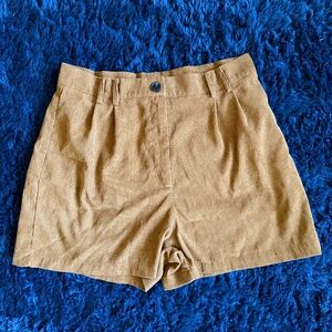 High Waisted Corduroy Shorts - Tan/Brown